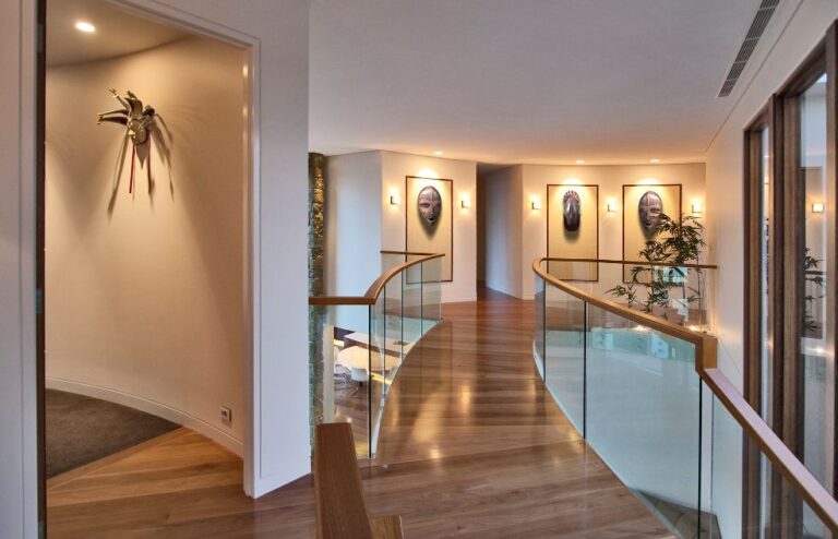 Jon Mees Website 02_0002_M copy 2