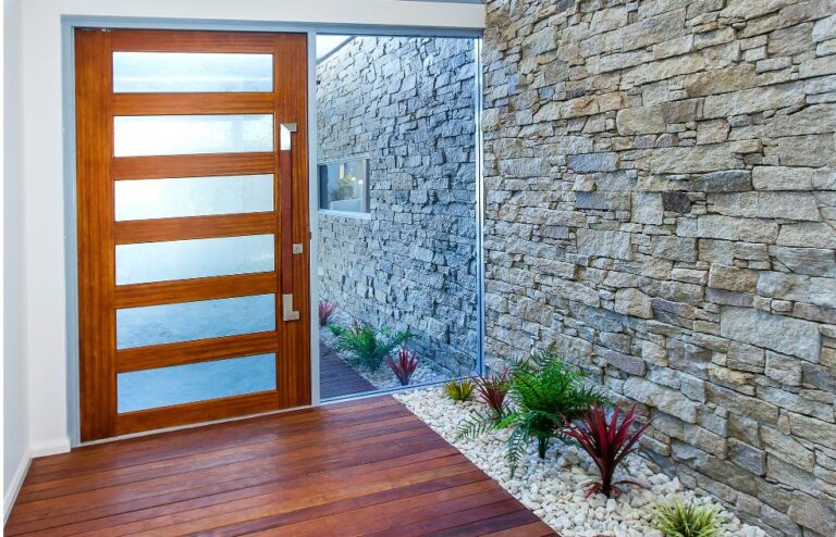 Jon Mees Website 02_0009_50_Passage