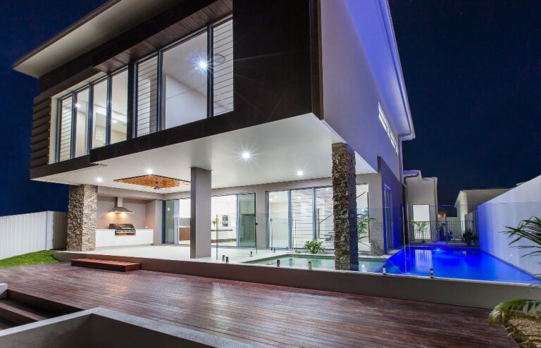 Jon Mees Website 02_0010_50 -The_Passage