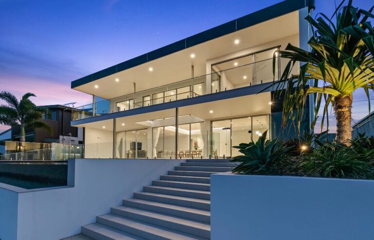 Jon Mees Website 02_0013_42 Westholme Cirt_0011