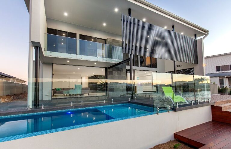 Jon Mees Website 02_0031_6 The Passage0006