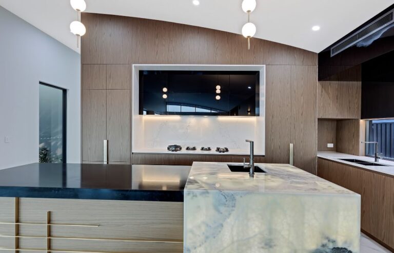 jon mees website_0005_image 16